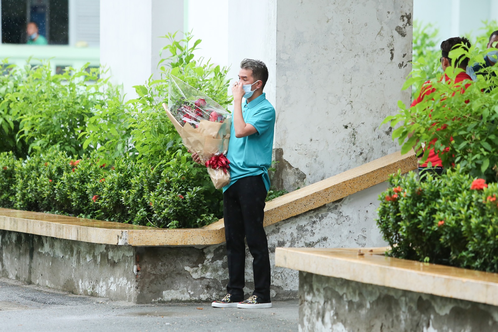 Ca sĩ Minh Thuận bị ung thư phổi ảnh 2 Ca si Minh Thuan bi ung thu phoi anh 2