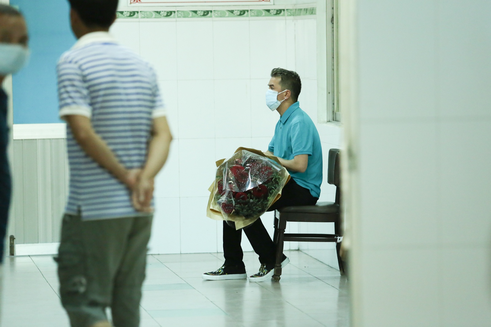 Ca sĩ Minh Thuận bị ung thư phổi ảnh 3 Ca si Minh Thuan bi ung thu phoi anh 3