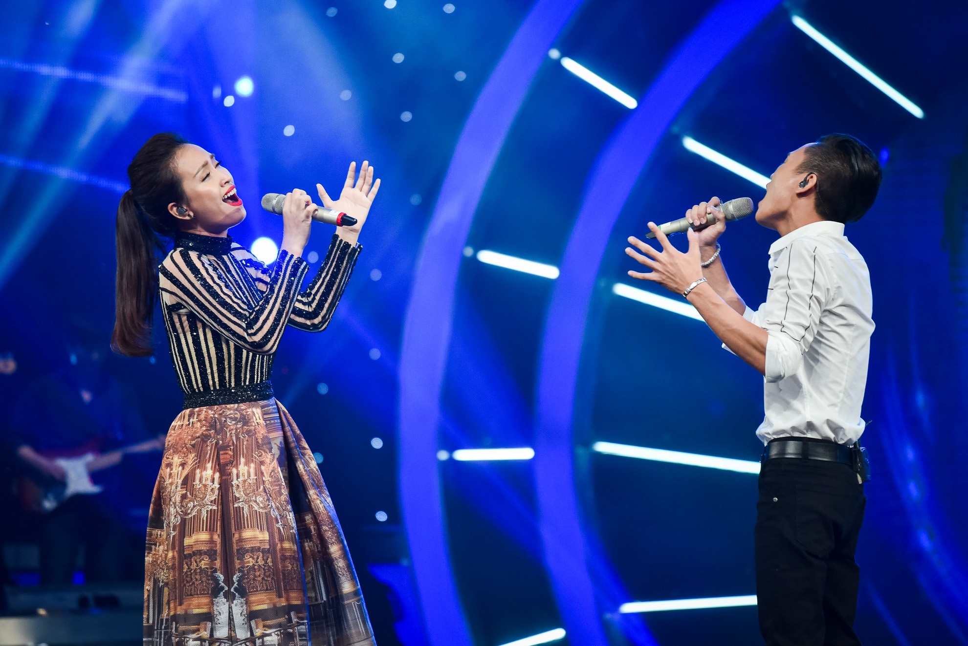 Gala 8 cuộc thi Vietnam Idol  ảnh 11 Gala 8 cuoc thi Vietnam Idol anh 11