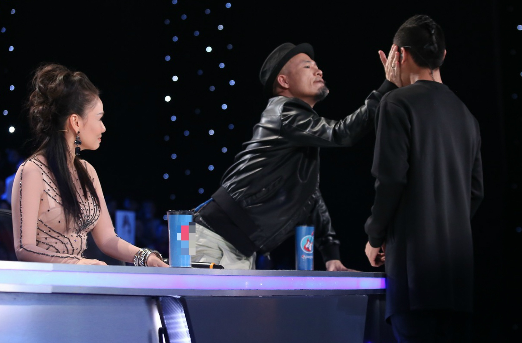 Gala 9 cua cuoc thi Vietnam Idol anh 4