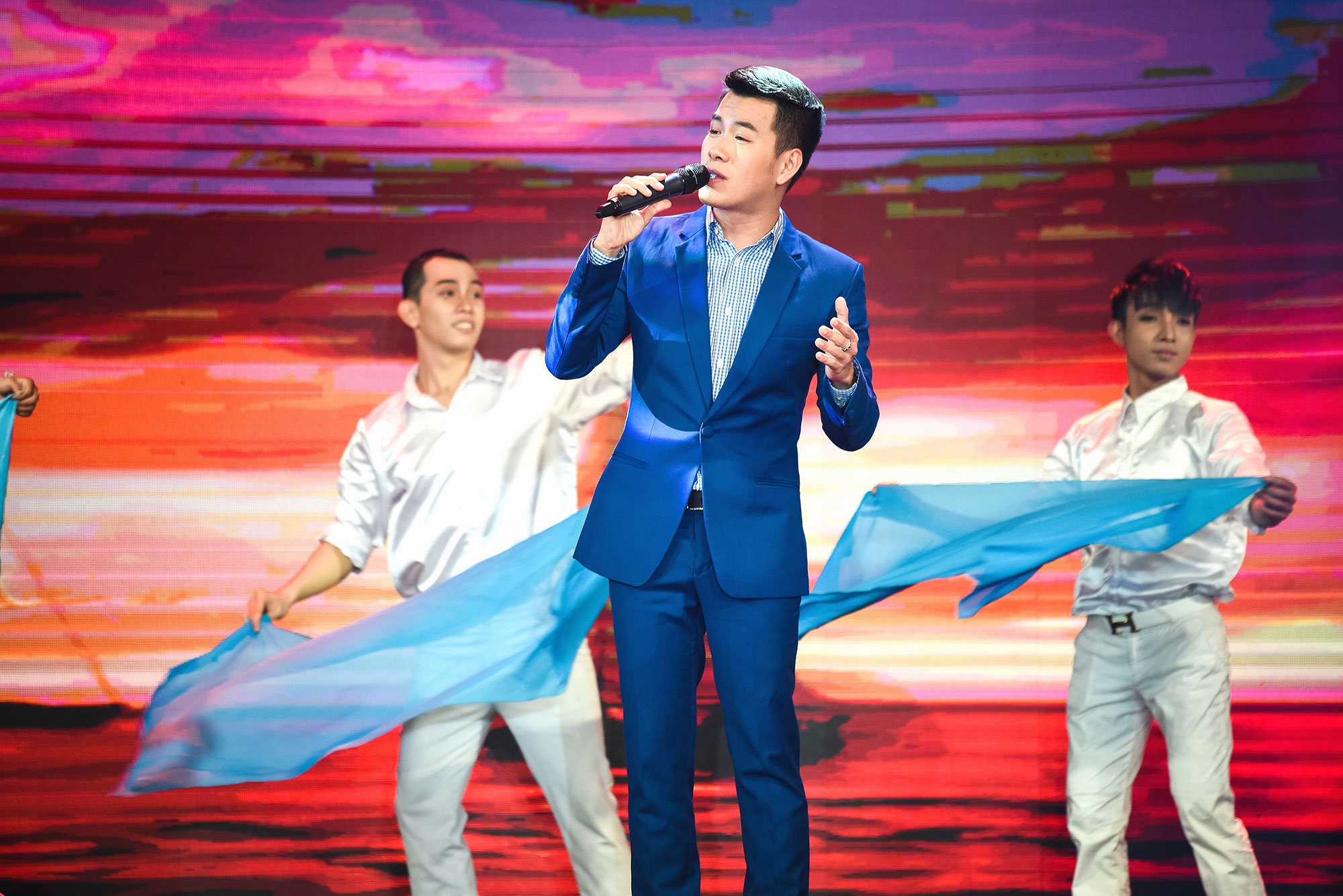 Chương trình Sài Gòn đêm thứ 7 ảnh 9 Chuong trinh Sai Gon dem thu 7 anh 9