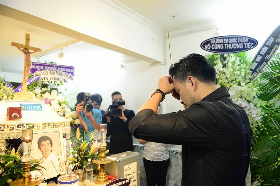 Le vieng tang ca si Minh Thuan anh 8