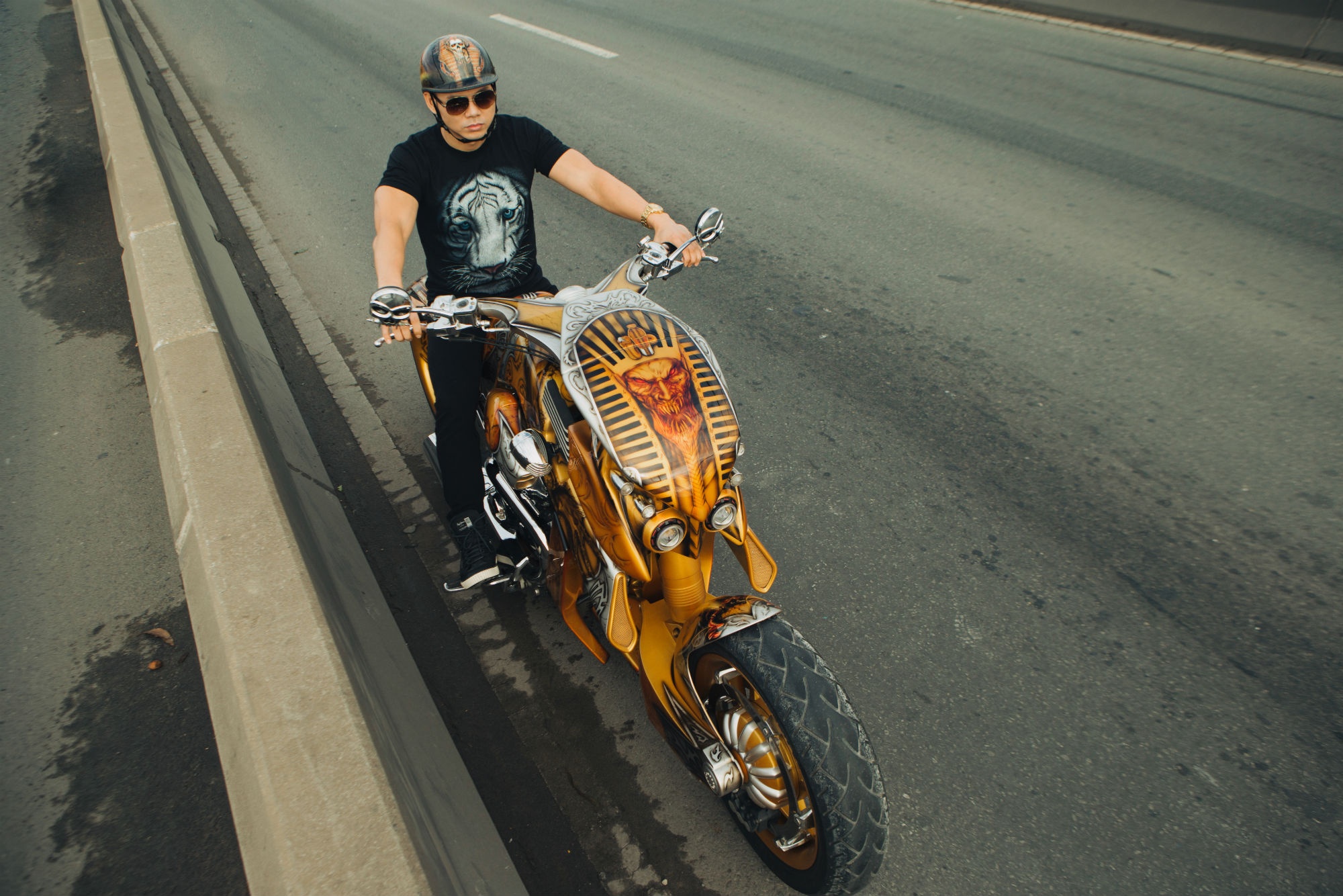 Phan Đinh Tùng ra MV Vì ta không hiểu nhau ảnh 2 Phan Dinh Tung ra MV Vi ta khong hieu nhau anh 2