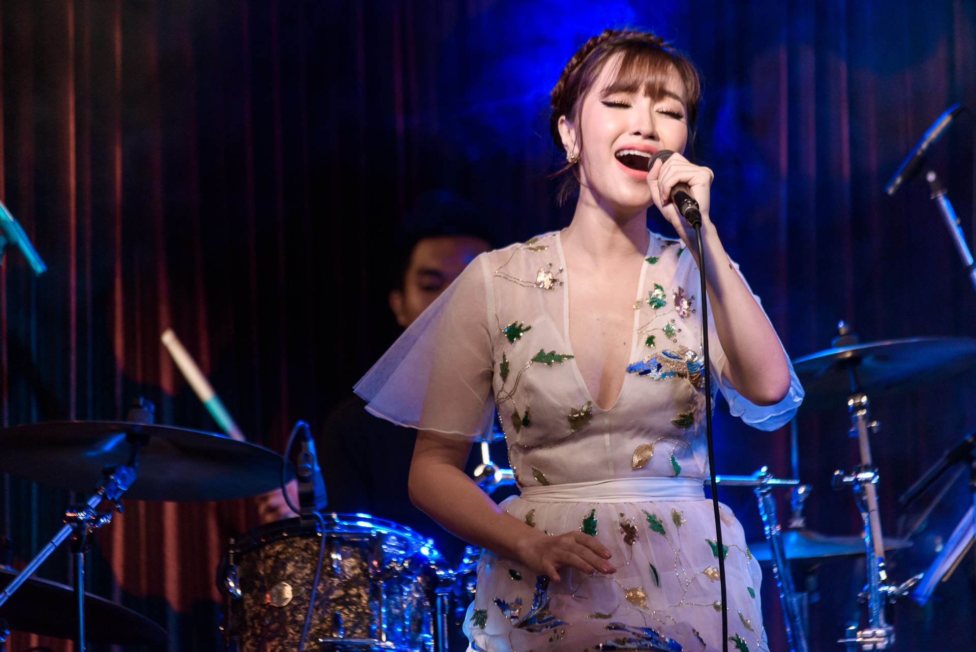 Mini show của Bùi Bích Phương ảnh 5 Mini show cua Bui Bich Phuong anh 5