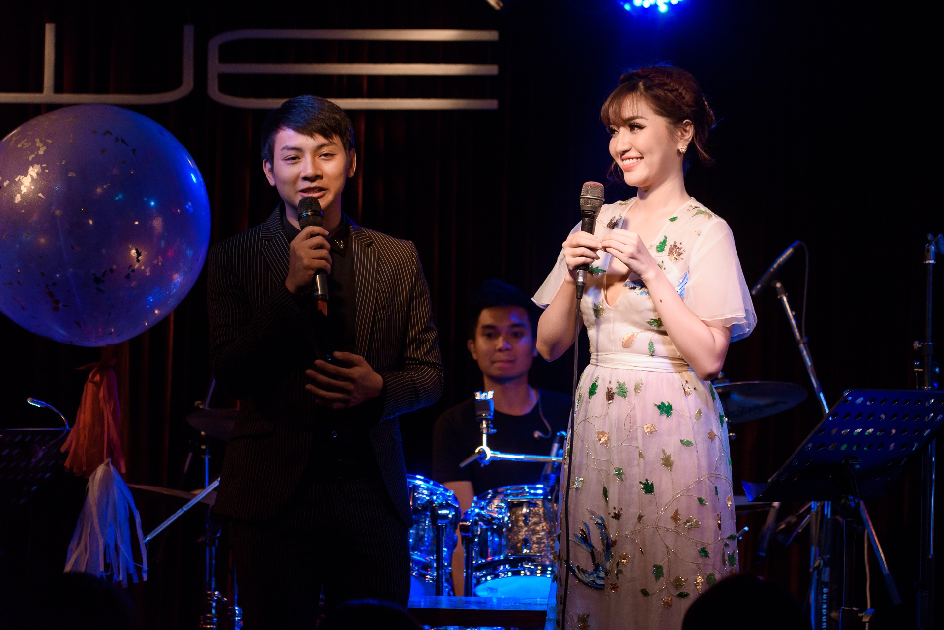 Mini show của Bùi Bích Phương ảnh 6 Mini show cua Bui Bich Phuong anh 6