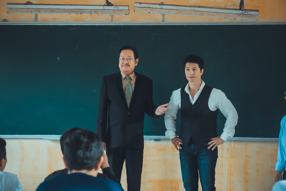 Nguyen Chanh Tin dong phim Hinh nhan anh 3