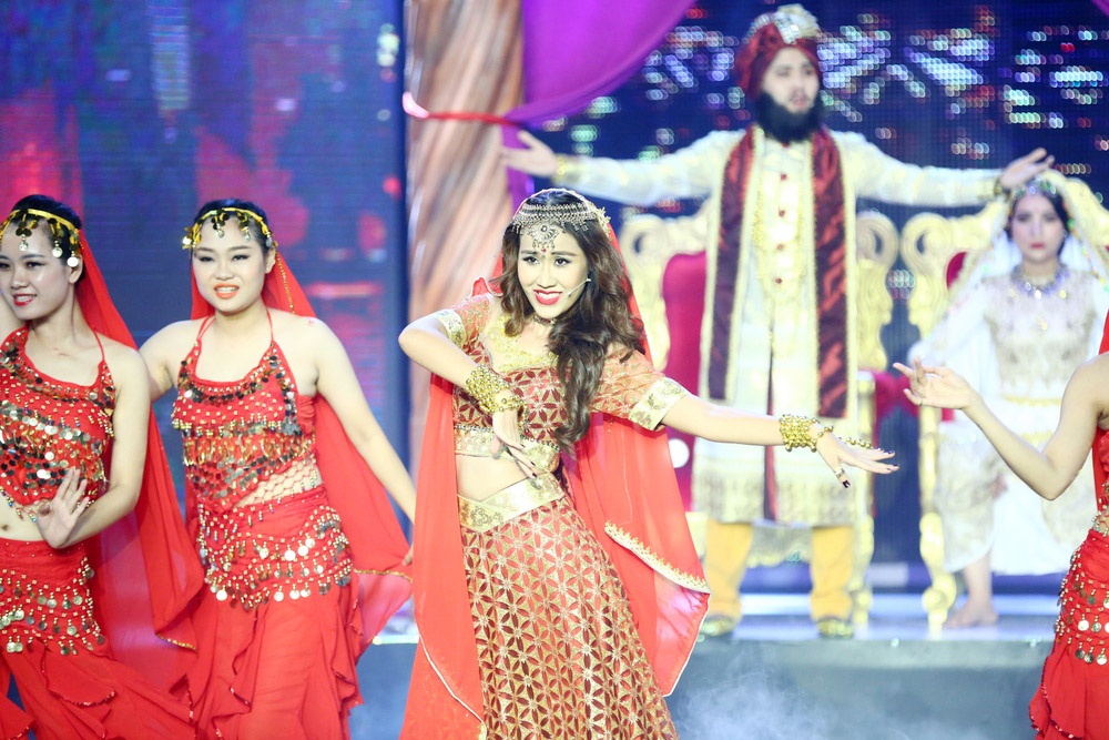 Tap 8 Cung nhau toa sang anh 12