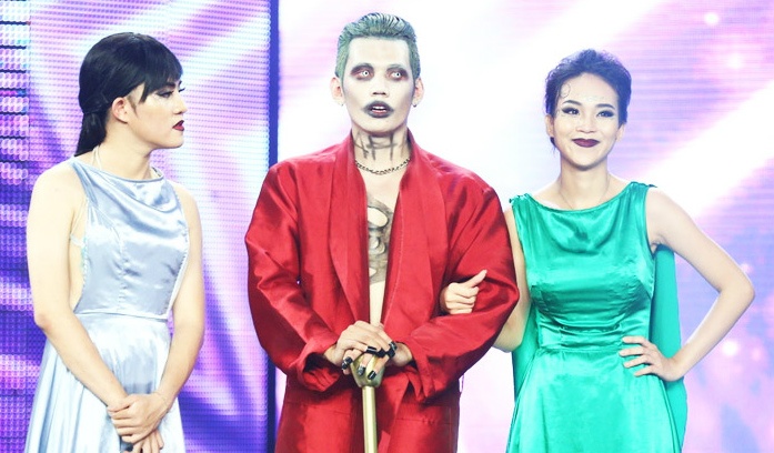 Quy Binh che dai tu cua con nuoi Hoai Linh hinh anh