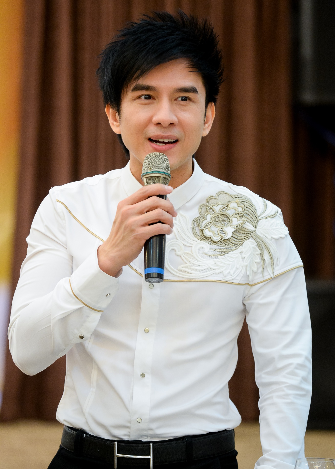 Viet Huong to chuc live show o san van dong anh 3