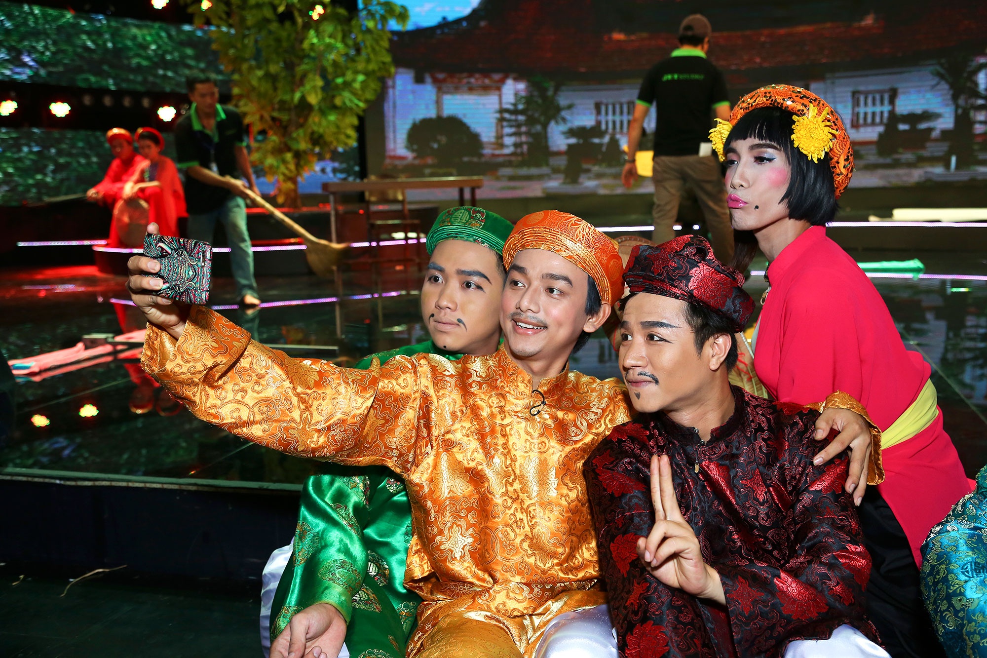 Tập 25 Làng hài mở hội ảnh 7 Tap 25 Lang hai mo hoi anh 7