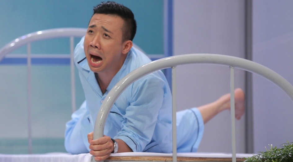 Hua Vy Van bi Tran Thanh hanh ha hinh anh