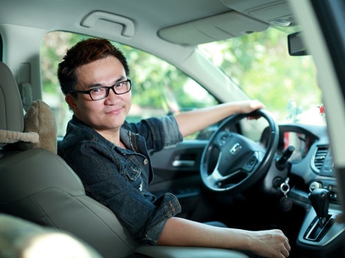 Dai Nghia bi to khong minh bach voi 800 trieu dong tu thien hinh anh