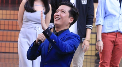 Truong Giang mia mai ca si choi game show, khong lo ca hat hinh anh