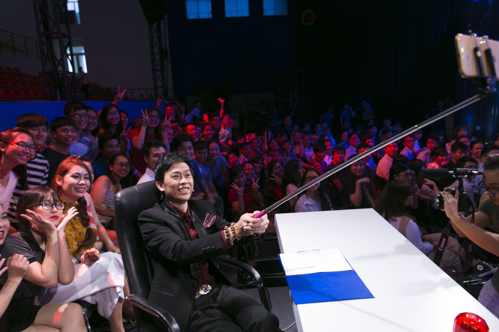 On gioi cau day roi mua 3 anh 1