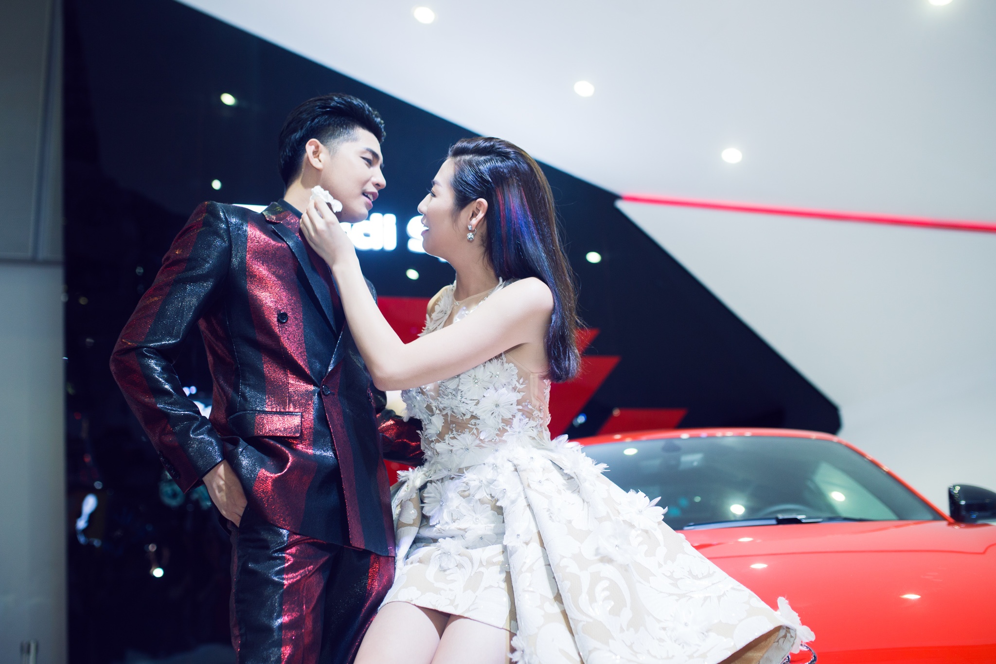 Noo Phuoc Thinh than mat A hau Tu Anh anh 4