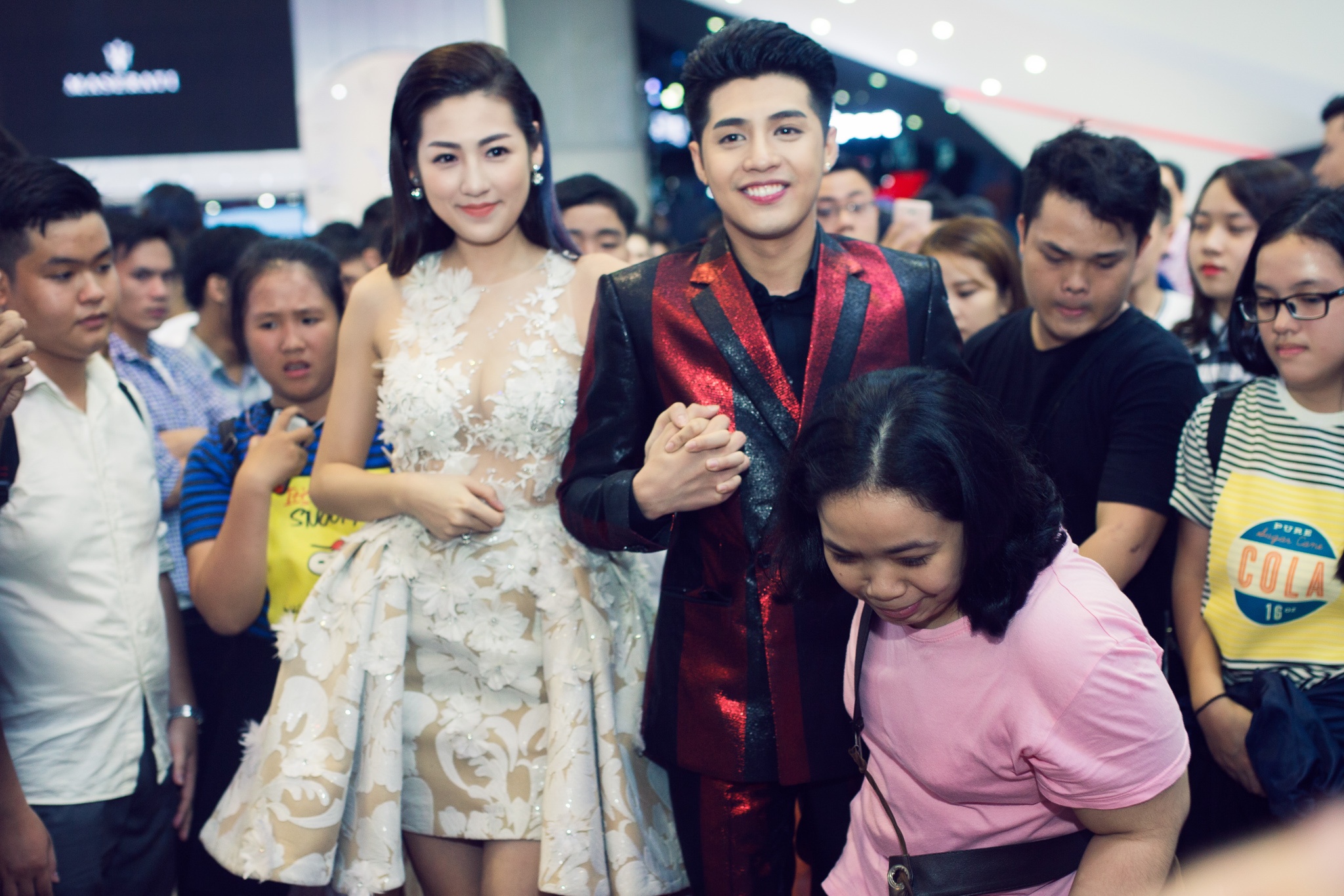 Noo Phuoc Thinh than mat A hau Tu Anh anh 7