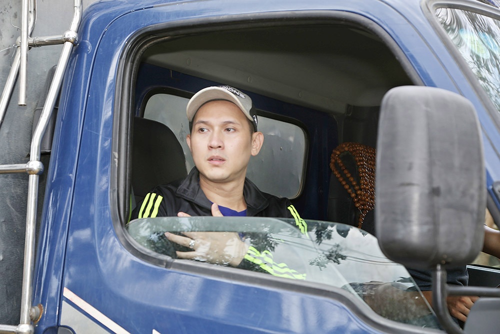 Nguyen Vu lam tu thien o vung lu lut anh 3