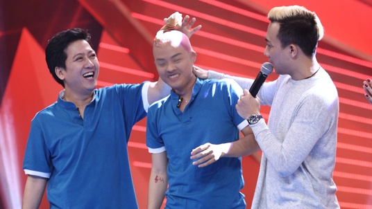 Hong Dao ung xu thong minh trong tro choi van dong hinh anh