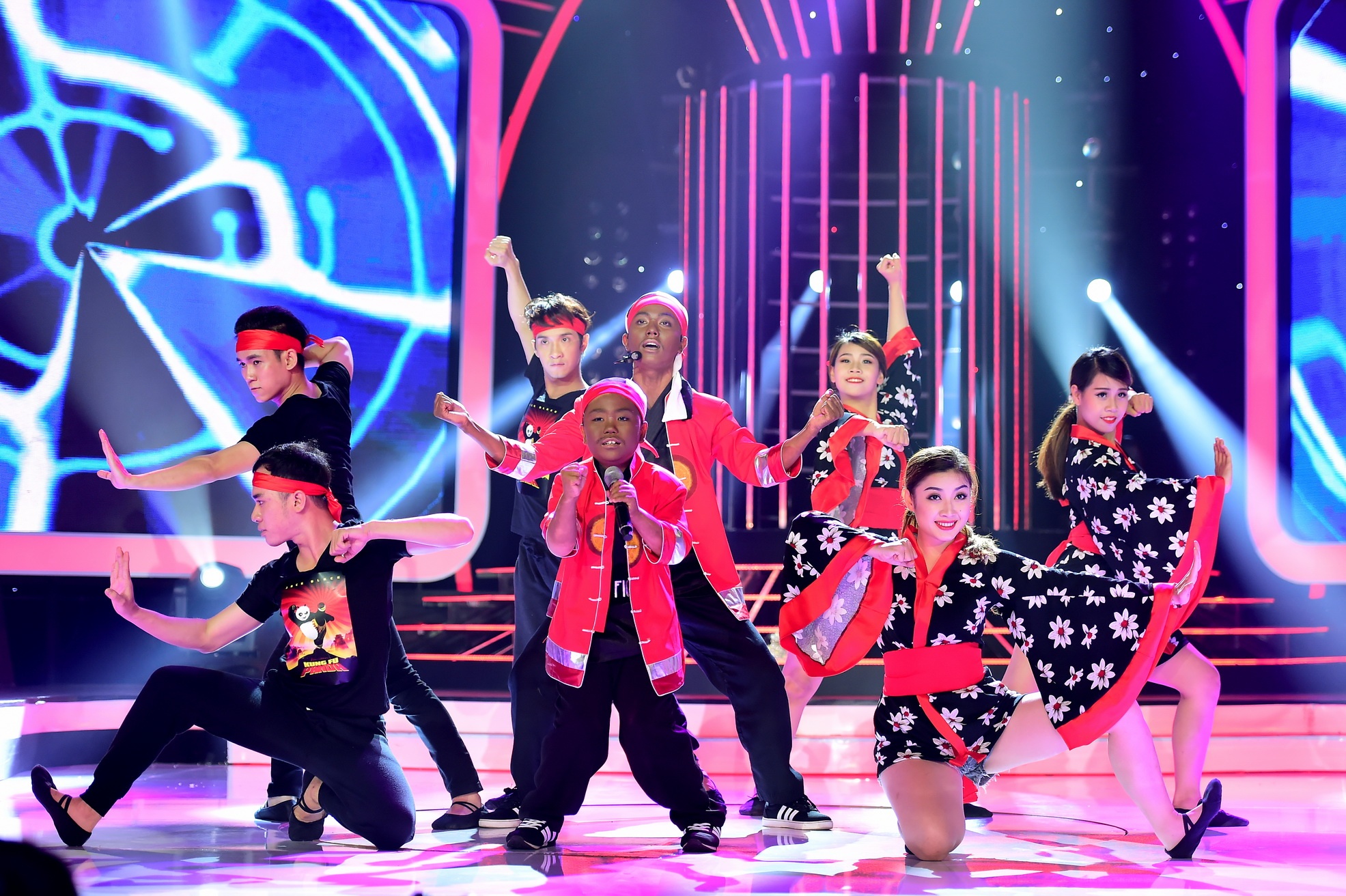 Tap 5 Guong mat than quen nhi anh 15