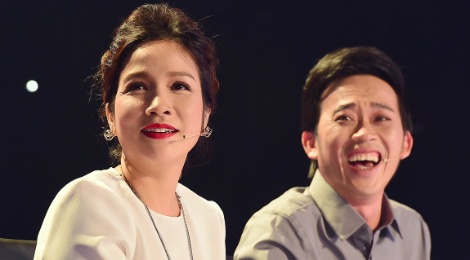 Hoai Linh cuoi nghieng nga khi Le Giang hat cai luong hinh anh