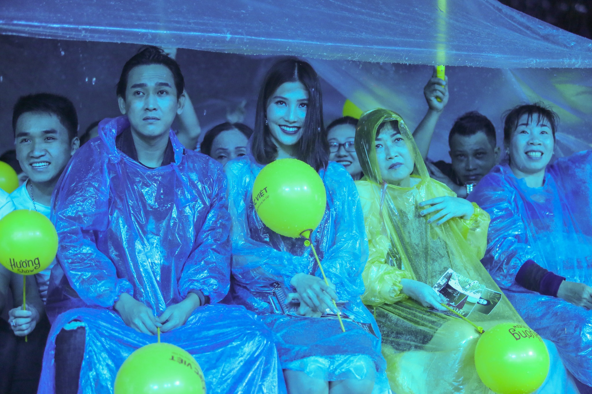 Live show hai Viet Huong anh 7