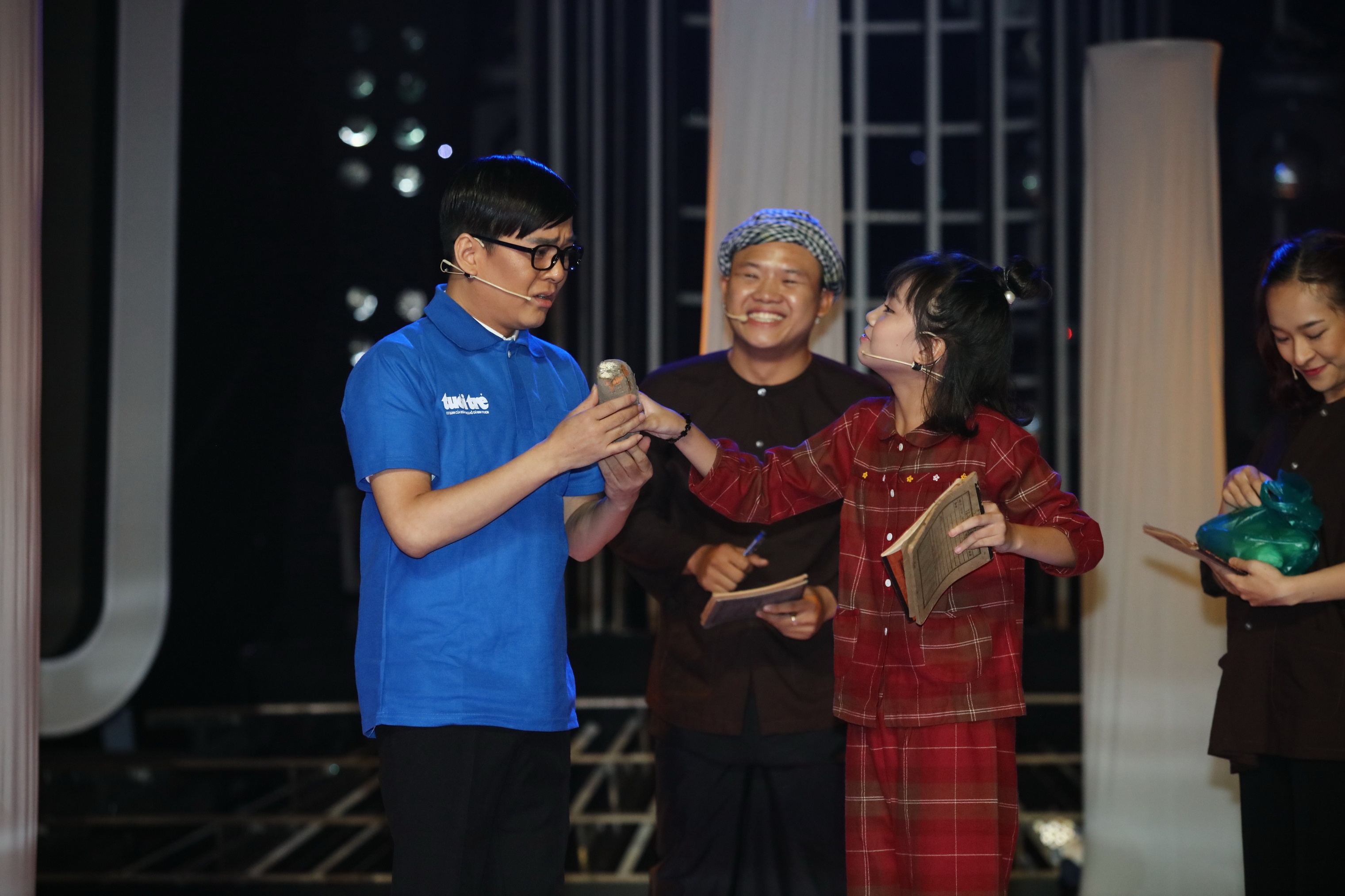 Tap 3 Guong mat than quen nhi anh 1