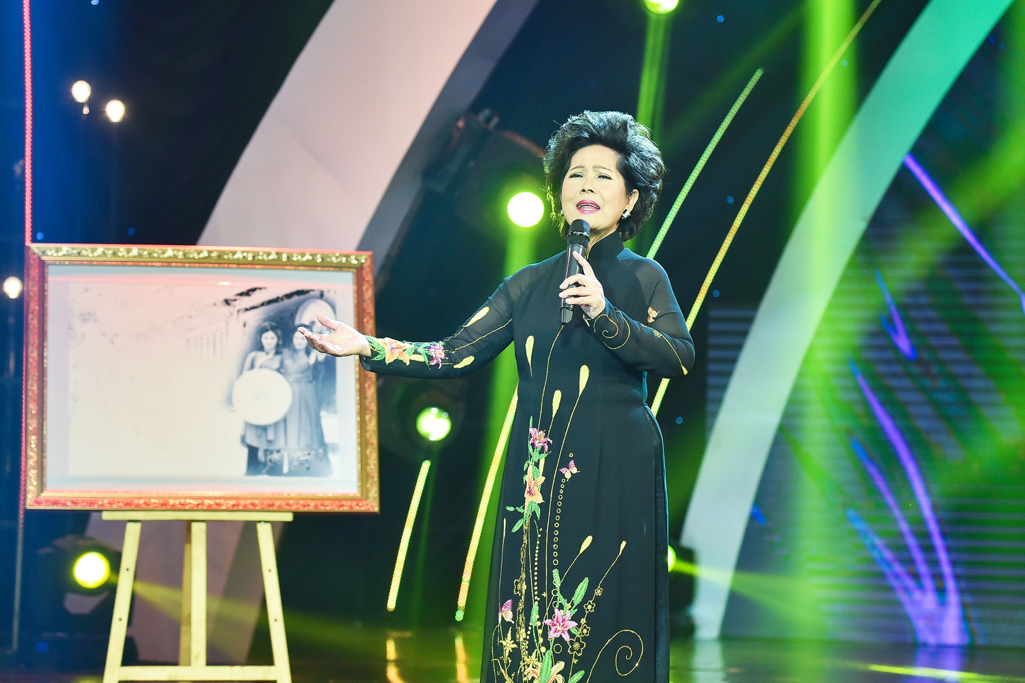 Sol Vàng tháng 11 ảnh 1 Sol Vang thang 11 anh 1