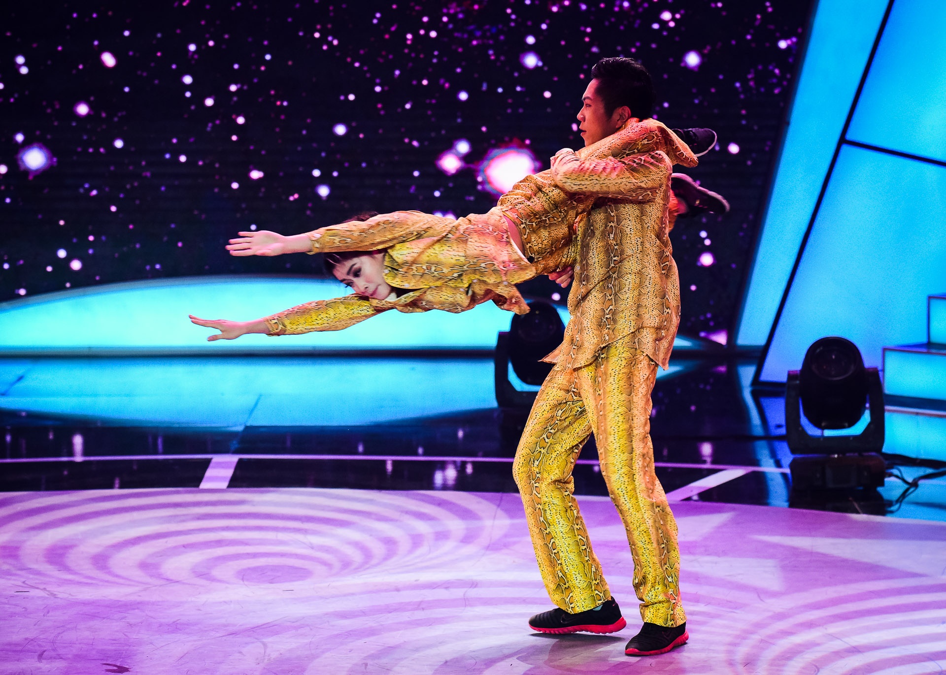 Chung kết Bước nhảy ngàn cân ảnh 12 Chung ket Buoc nhay ngan can anh 12