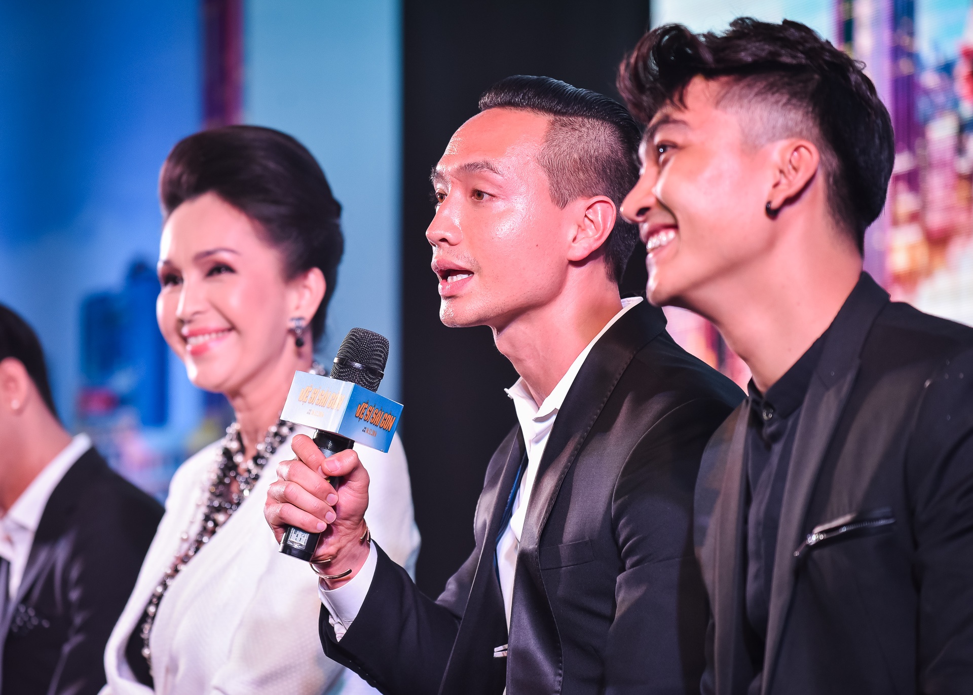 Ra mắt đoàn phim Vệ sĩ Sài Gòn ảnh 5 Ra mat doan phim Ve si Sai Gon anh 5