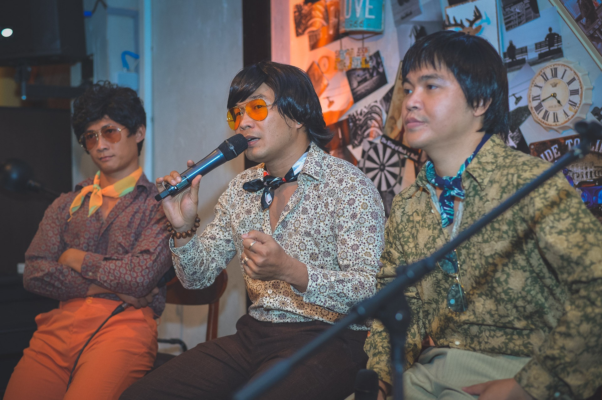 Nhom MTV hat live Dung nhin be ngoai hinh anh