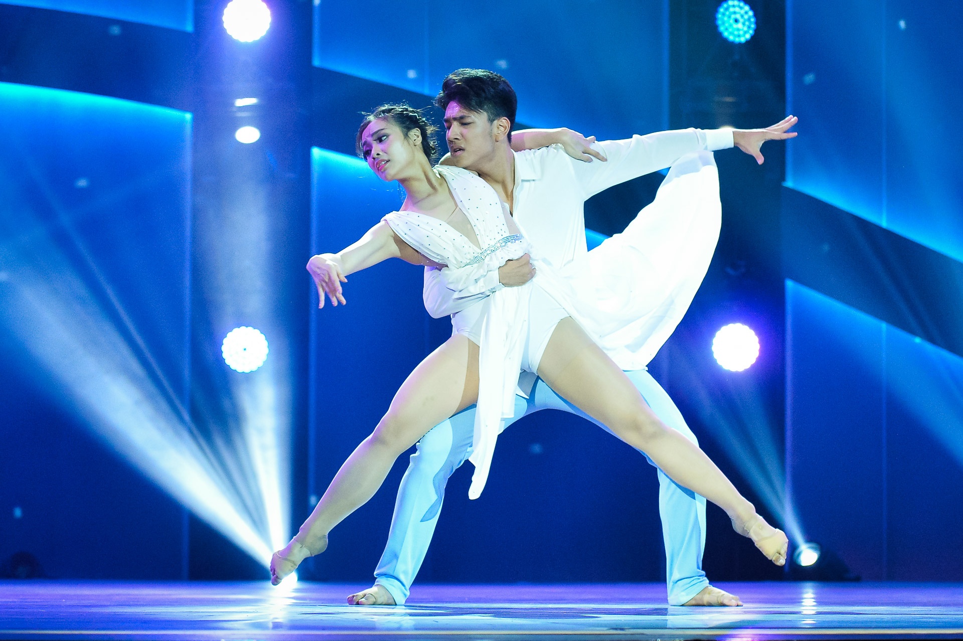 Tap 2 Thu thach cung buoc nhay anh 9