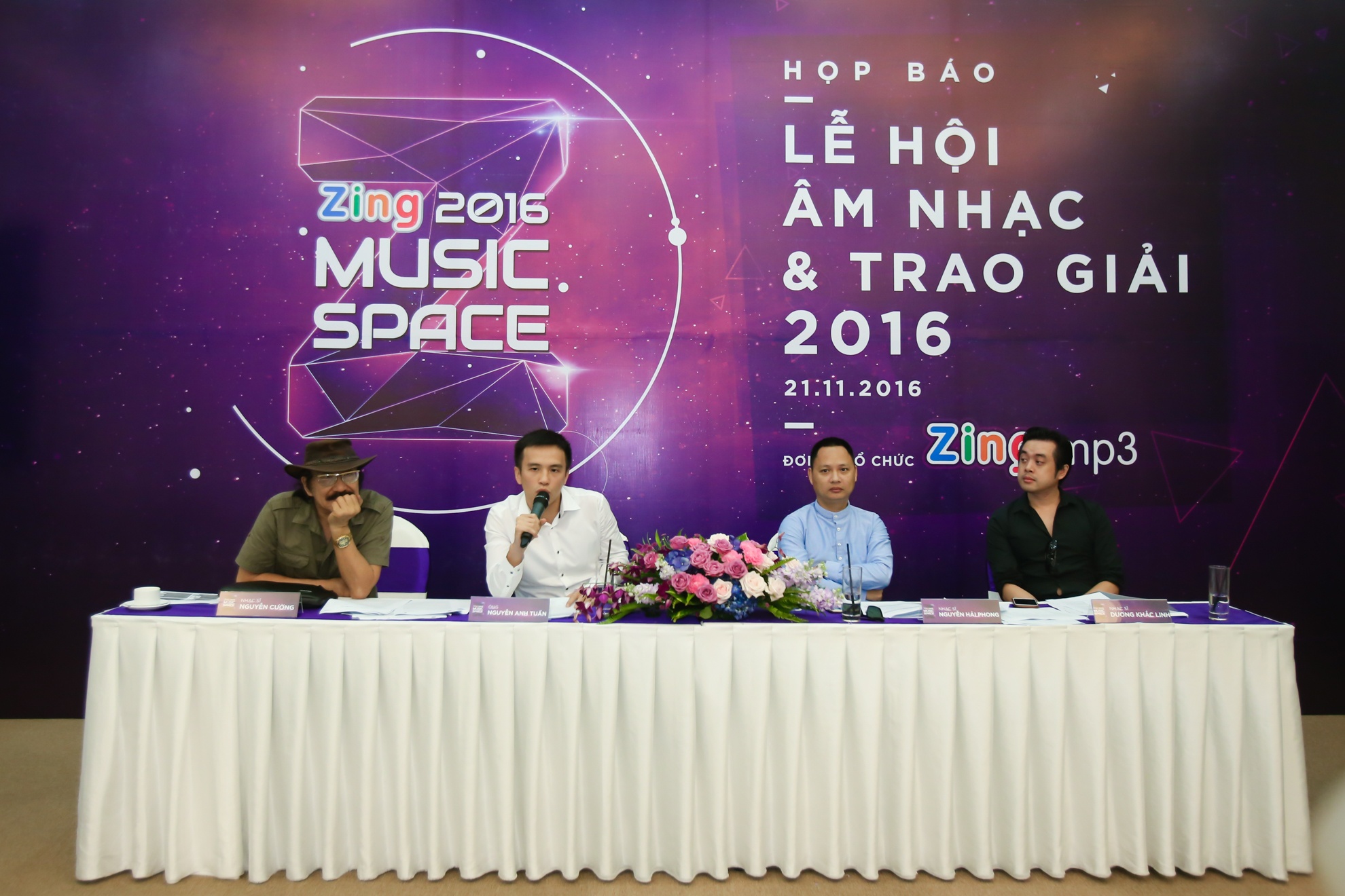Hop bao Zing Music Awards mua 7 anh 1