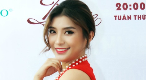 Tieu Chau Nhu Quynh tro lai sau tai nan giao thong hinh anh