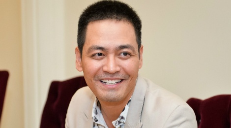 MC Phan Anh: 'Toi khong dai dung toi mot dong tu thien' hinh anh