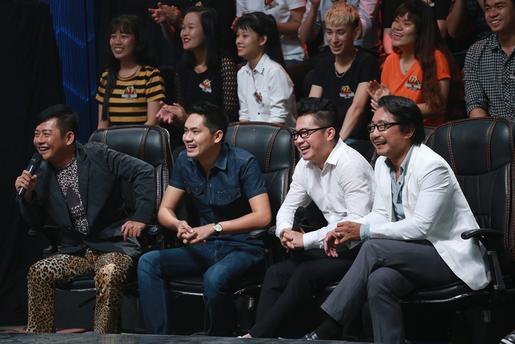 Tap 10 Ca si giau mat anh 6