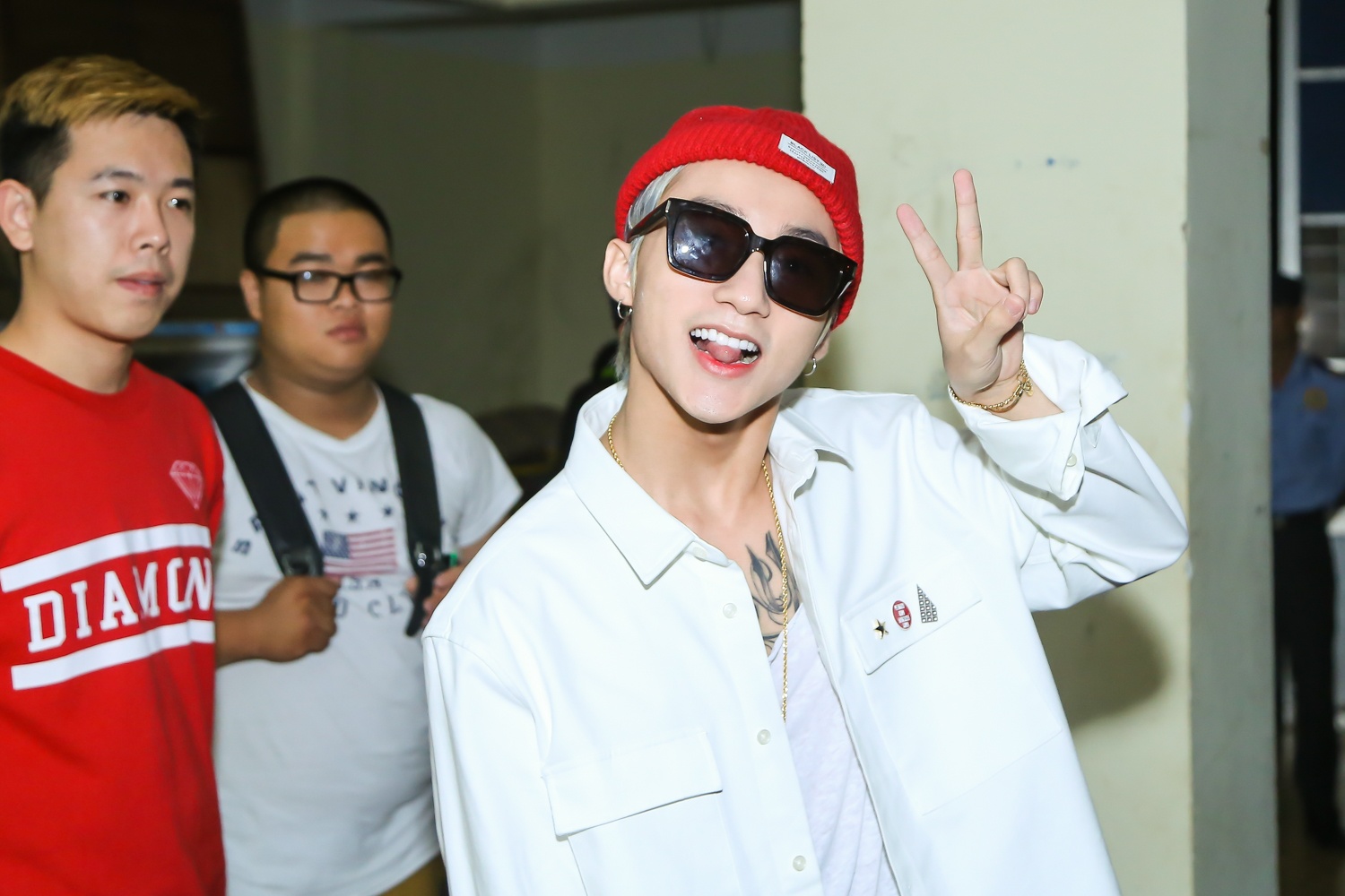 Son Tung M-TP xuat hien sau tin don chia tay Quang Huy hinh anh