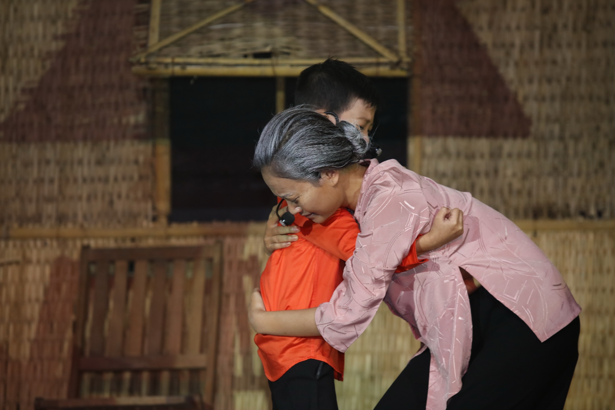 Tap 9 Guong mat than quen nhi anh 13