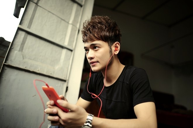 Lê Thiện Hiếu bị tố xâm phạm bản quyền ảnh 1 Le Thien Hieu bi to xam pham ban quyen anh 1