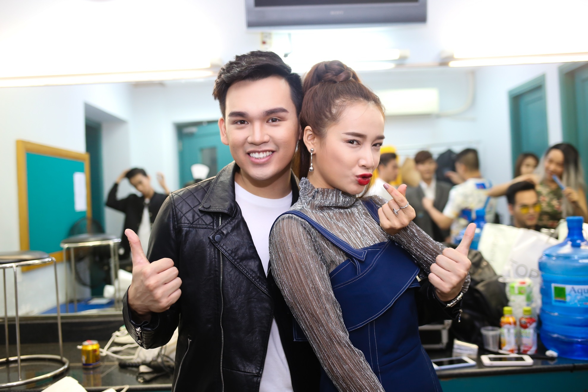 Nha Phuong mot minh di su kien anh 5