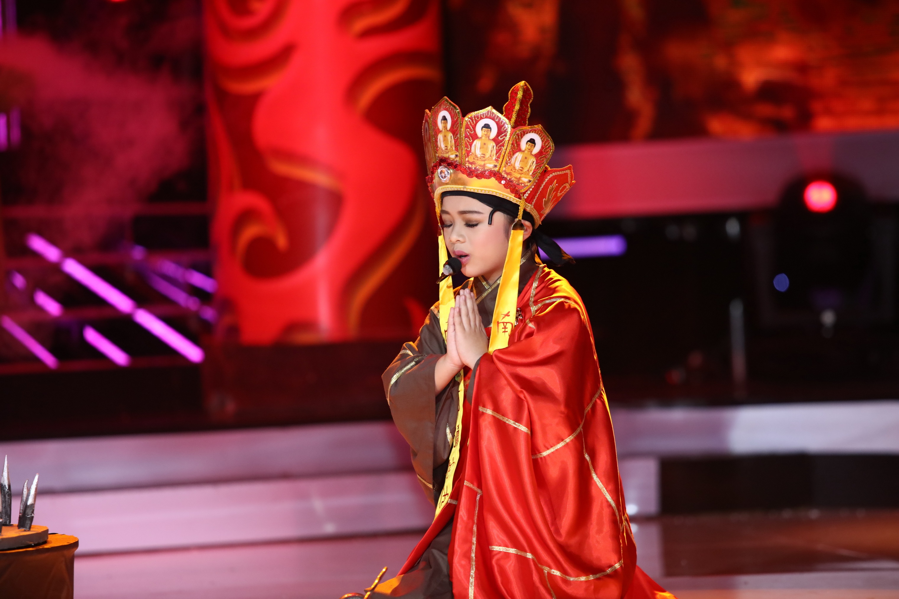 Tap 10 Guong mat than quen nhi anh 6