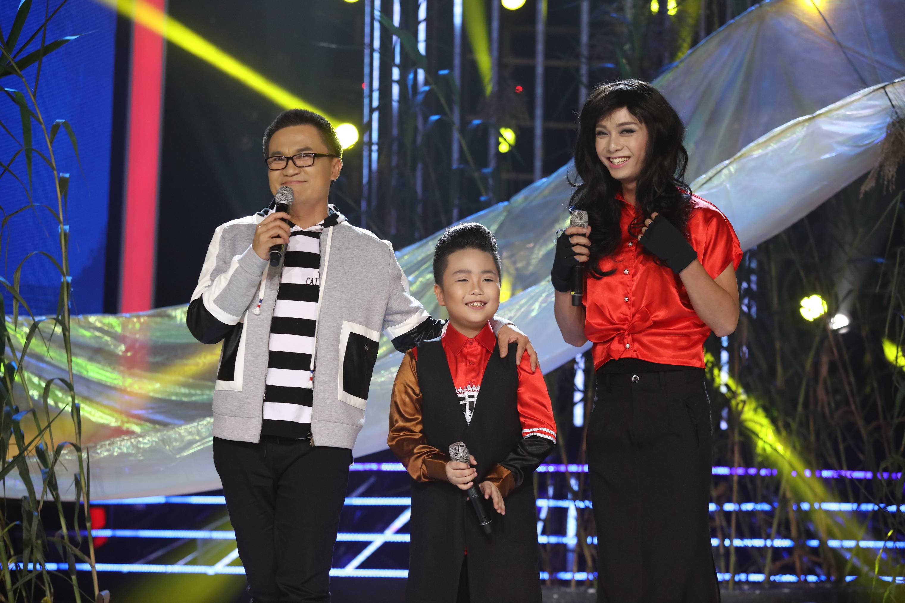 Tap 10 Guong mat than quen nhi anh 12