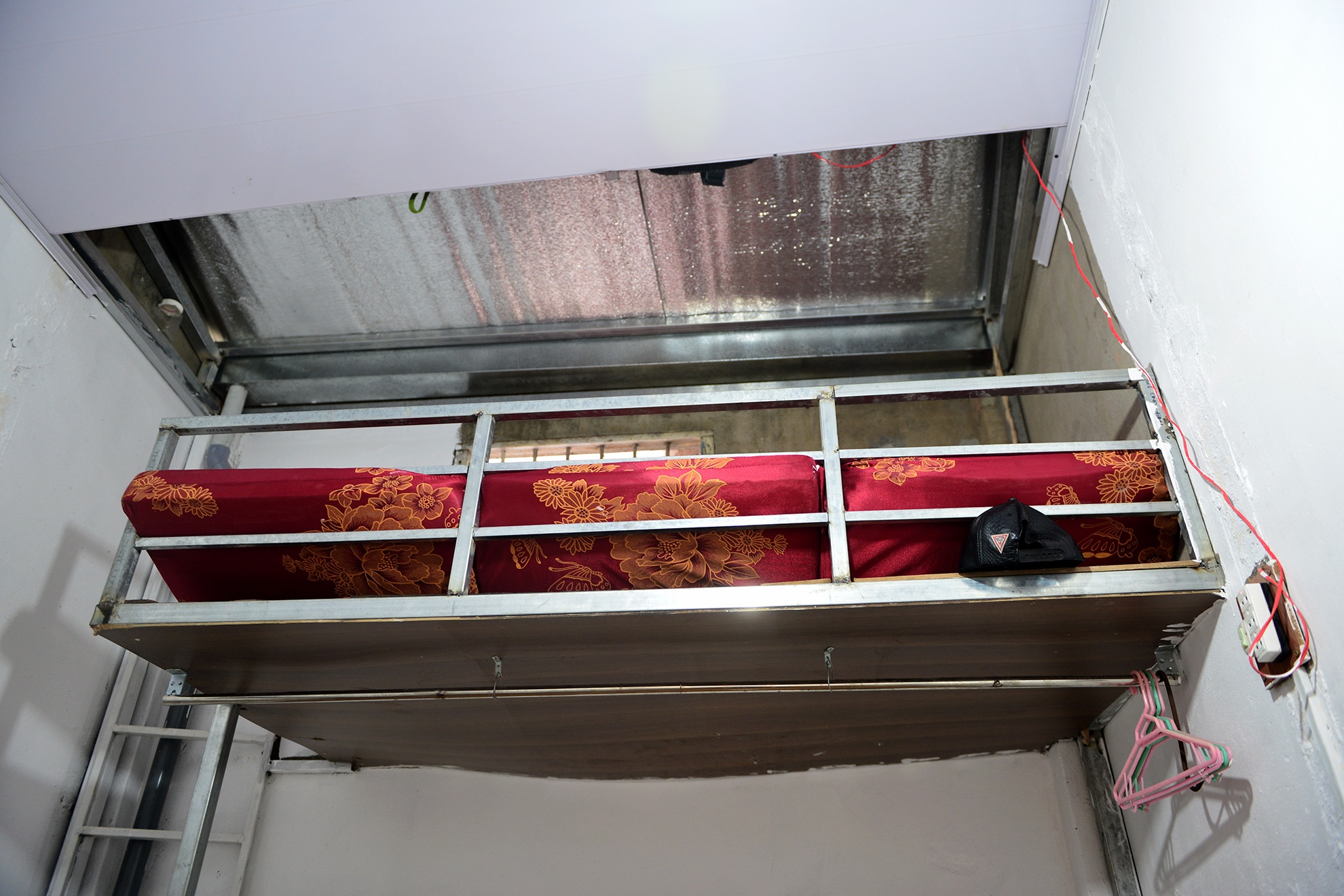 Nha moi cua dien vien song o chuong lon anh 2