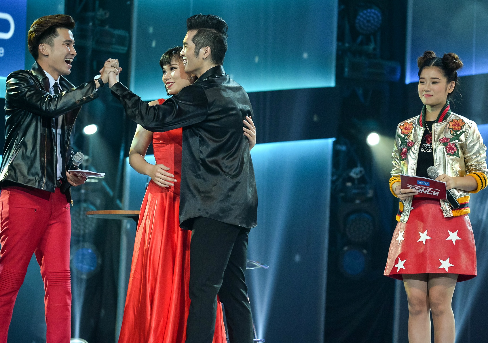 Chi Thien thay Tran Thanh lam MC anh 2