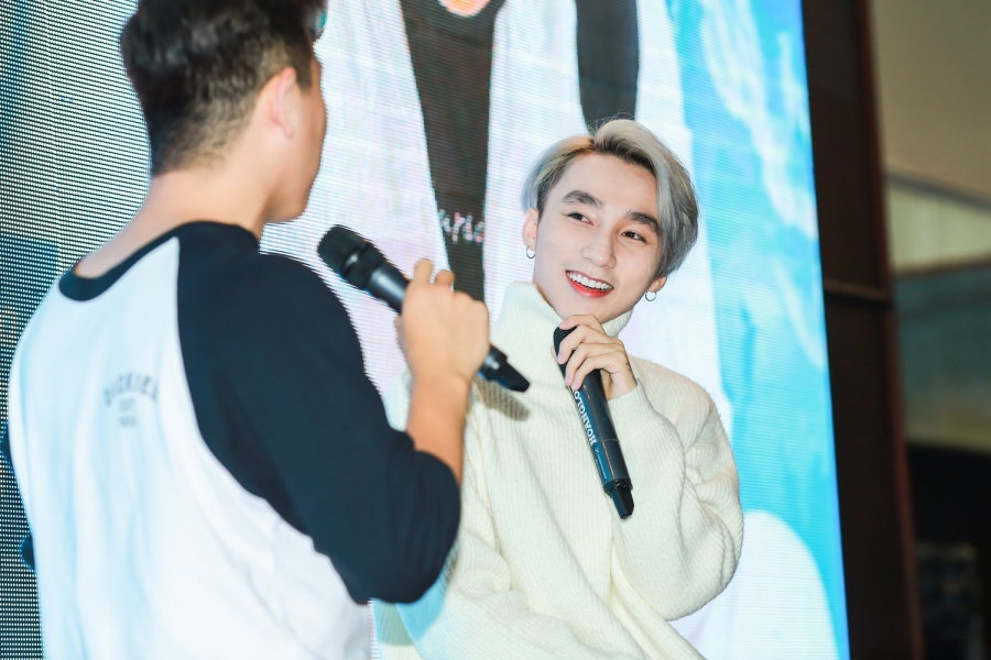 Fan meeting của Sơn Tùng MTP ảnh 4 Fan meeting cua Son Tung MTP anh 4
