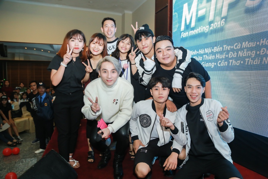 Fan meeting của Sơn Tùng MTP ảnh 7 Fan meeting cua Son Tung MTP anh 7
