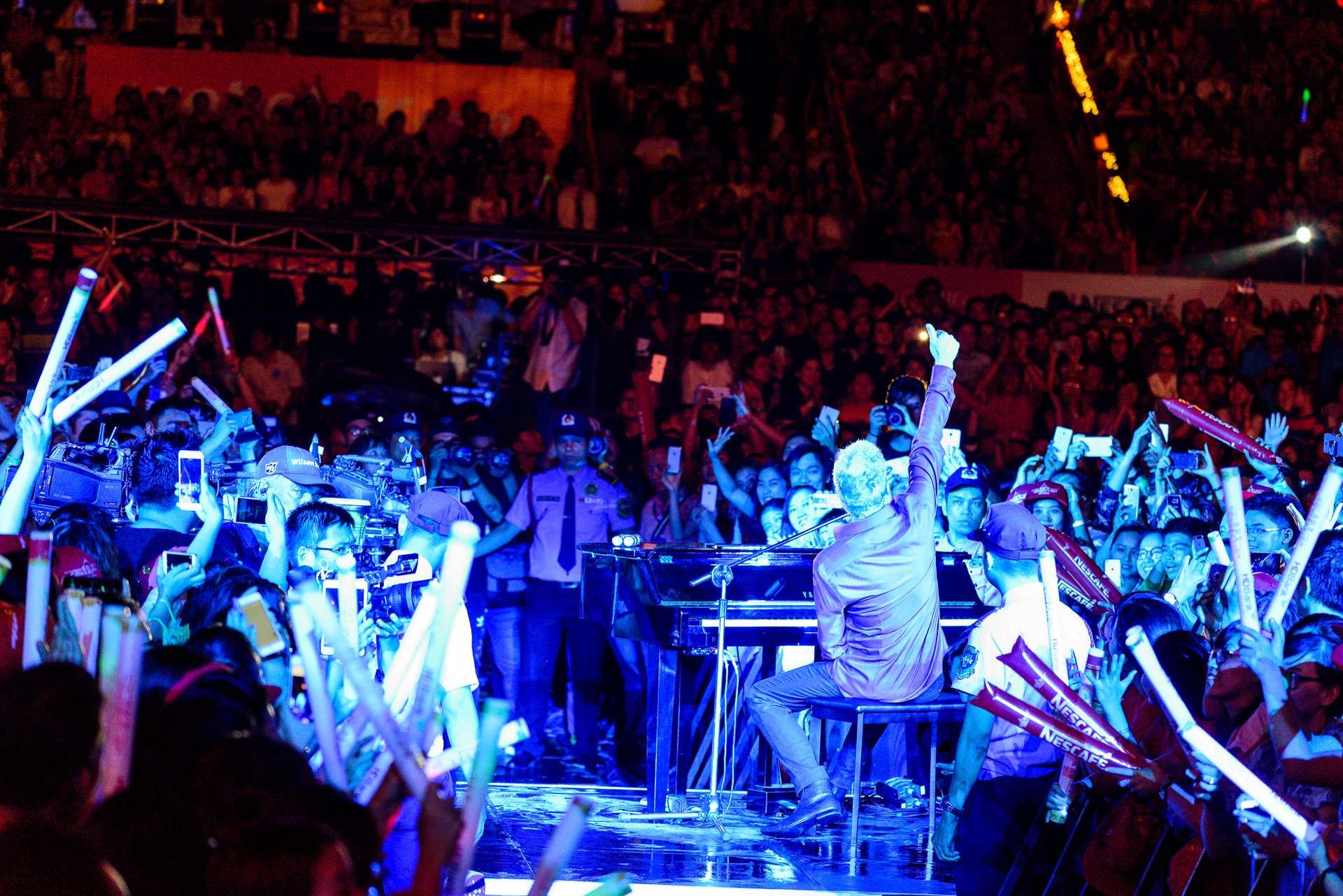 Dem nhac Sky Connection anh 1