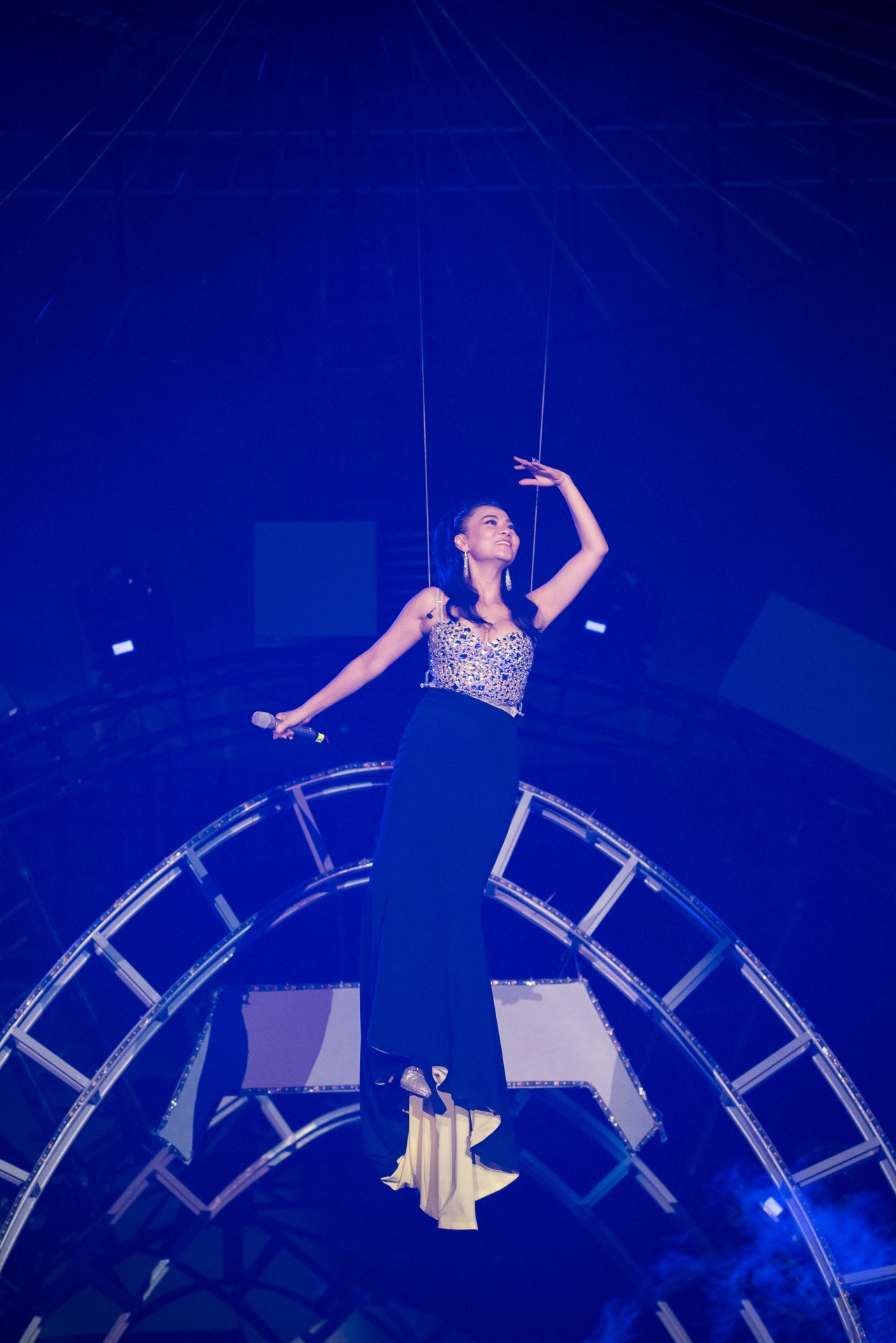 Dem nhac Sky Connection anh 10