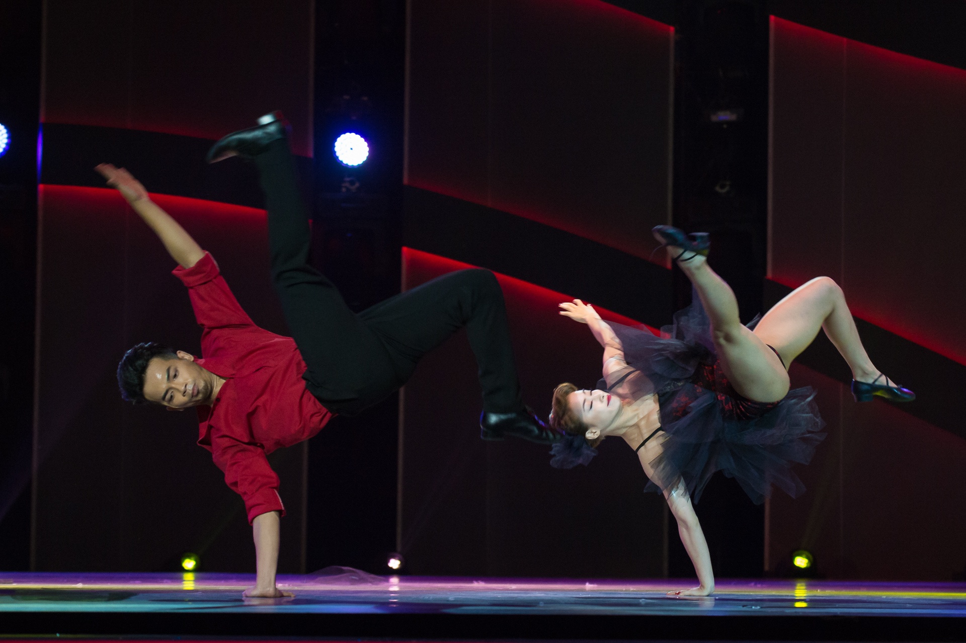 Tap 7 Thu thach cung buoc nhay anh 8