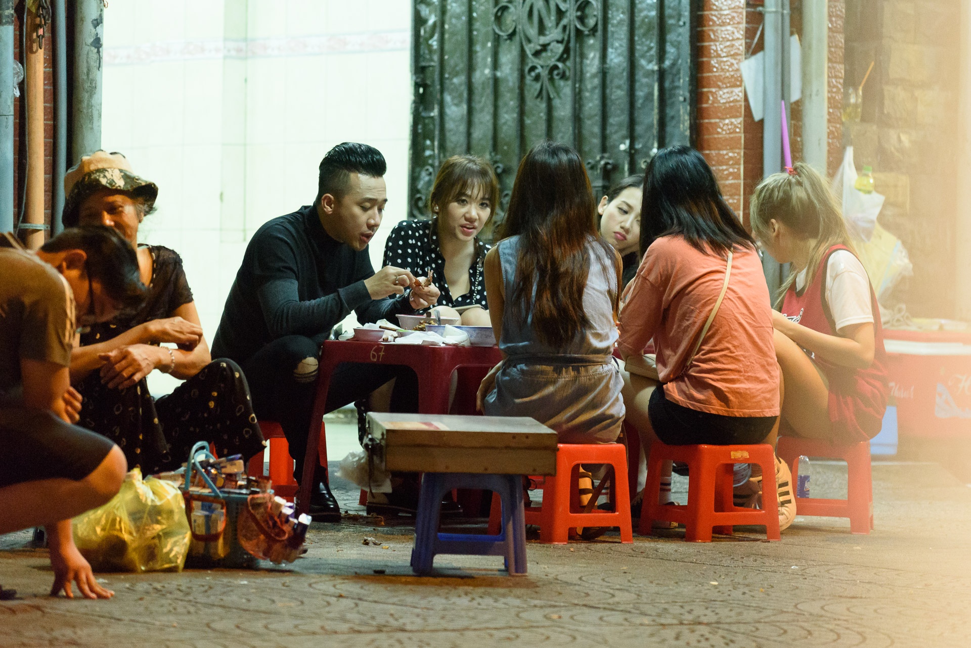 Dam cuoi cua Tran Thanh va Hari Won anh 5