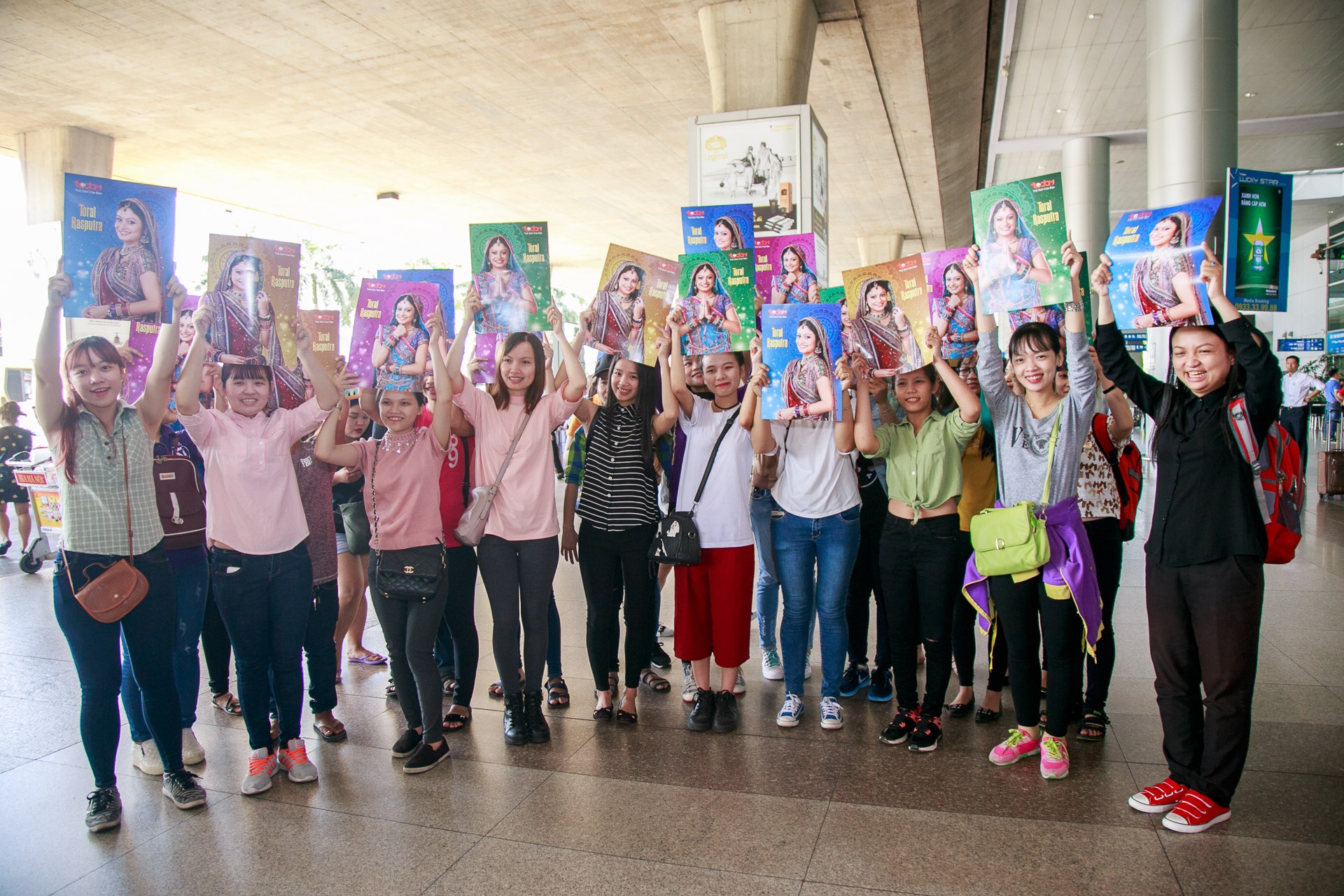 Sao Cô dâu 8 tuổi sang Việt Nam ảnh 1 Sao Co dau 8 tuoi sang Viet Nam anh 1